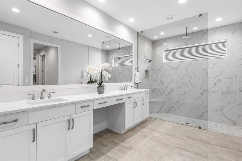 Villa ou maison à vendre à Port St. Lucie, Floride: 4 chambres, 247.31 m2 № 2350712 - photo 23