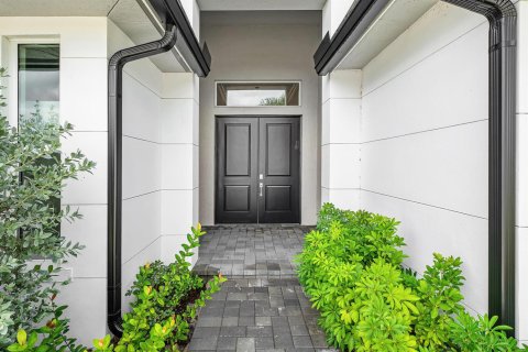 Villa ou maison à vendre à Port St. Lucie, Floride: 4 chambres, 247.31 m2 № 2350712 - photo 2