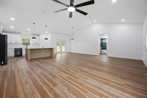 House in Ocala, Florida 3 bedrooms, 159.23 sq.m. № 1900335 - photo 5
