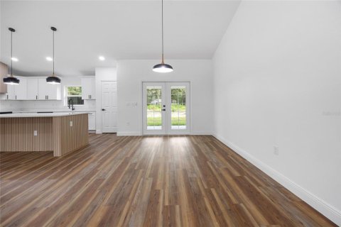 House in Ocala, Florida 3 bedrooms, 159.23 sq.m. № 1900335 - photo 6