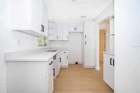 Casa en venta en Inverness, Florida, 2 dormitorios, 158.86 m2 № 1914750 - foto 12