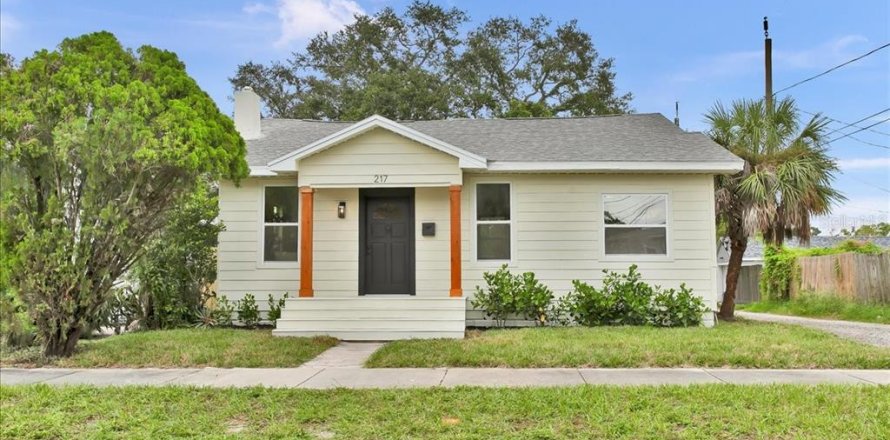 Villa ou maison à Saint Petersburg, Floride 3 chambres, 138.15 m2 № 1907584