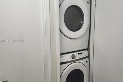 Купить кондоминиум в Авентура, Флорида 1 спальня, 99.03м2, № 2022110 - фото 13