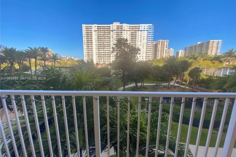 Купить кондоминиум в Авентура, Флорида 1 спальня, 99.03м2, № 2022110 - фото 6