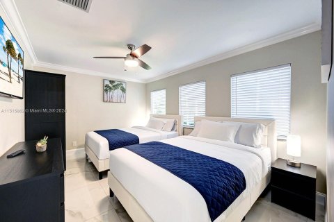 Снять в аренду виллу или дом в Холливуд, Флорида 5 спален, 143.63м2, № 1979731 - фото 18