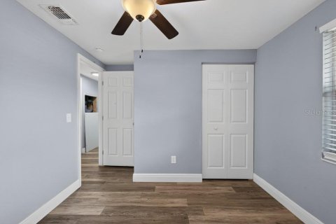 Villa ou maison à vendre à Tampa, Floride: 3 chambres, 82.13 m2 № 2287716 - photo 23