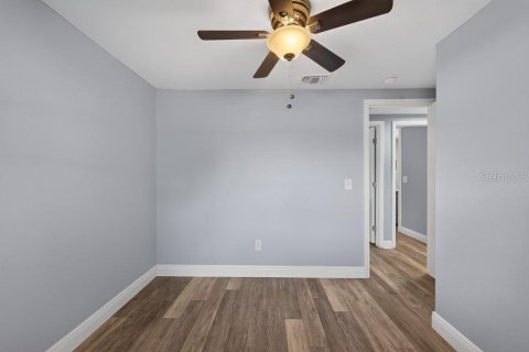 Villa ou maison à vendre à Tampa, Floride: 3 chambres, 82.13 m2 № 2287716 - photo 24
