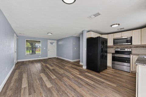 Villa ou maison à vendre à Tampa, Floride: 3 chambres, 82.13 m2 № 2287716 - photo 7