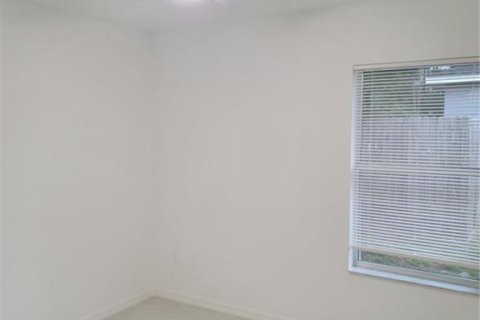 Снять в аренду виллу или дом в Палм-Кост, Флорида 3 комнаты, 136.94м2, № 1908170 - фото 16