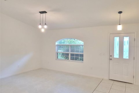 Снять в аренду виллу или дом в Палм-Кост, Флорида 3 комнаты, 136.94м2, № 1908170 - фото 2