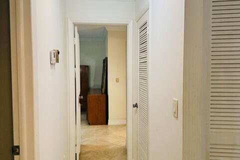 Condo in Atlantis, Florida, 2 bedrooms  № 2190342 - photo 9