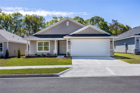 House in Alachua, Florida 3 bedrooms, 183.02 sq.m. № 2152311