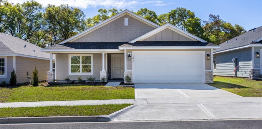 House in Alachua, Florida 3 bedrooms, 183.02 sq.m. № 2152311