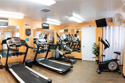 Condo in Gulfport, Florida, 1 bedroom  № 1917648 - photo 20