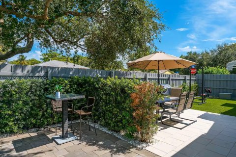 Casa en alquiler en West Palm Beach, Florida, 2 dormitorios, 72.46 m2 № 1945259 - foto 25