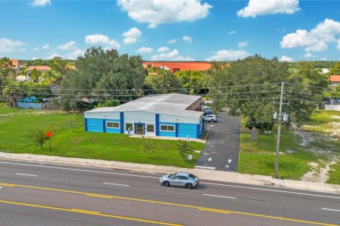 Commercial property in Apopka, Florida 528.43 sq.m. № 2368844 - photo 7