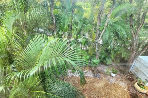 Снять в аренду таунхаус в Авентура, Флорида 3 спальни, 165.37м2, № 1993318 - фото 30