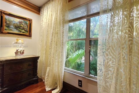 Touwnhouse à louer à Aventura, Floride: 3 chambres, 165.37 m2 № 1993318 - photo 17