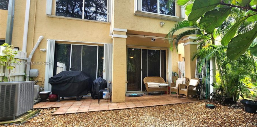 Touwnhouse à Aventura, Floride 3 chambres, 165.37 m2 № 1993318