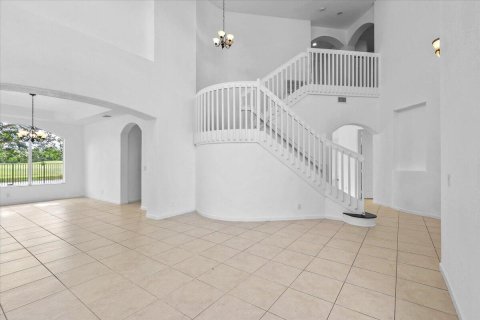 Villa ou maison à louer à Royal Palm Beach, Floride: 5 chambres, 396.41 m2 № 2251161 - photo 11