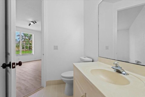 Villa ou maison à louer à Royal Palm Beach, Floride: 5 chambres, 396.41 m2 № 2251161 - photo 29