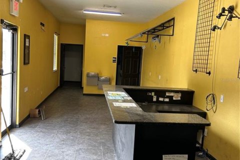 Immobilier commercial à louer à Oxford, Floride № 2143992 - photo 4