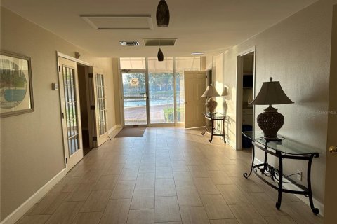 Copropriété à vendre à Treasure Island, Floride: 2 chambres, 97.55 m2 № 2093801 - photo 13