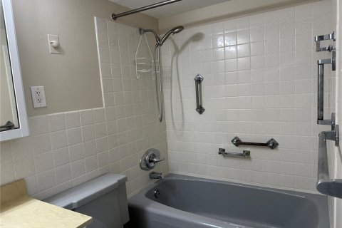 Copropriété à vendre à Treasure Island, Floride: 2 chambres, 97.55 m2 № 2093801 - photo 14