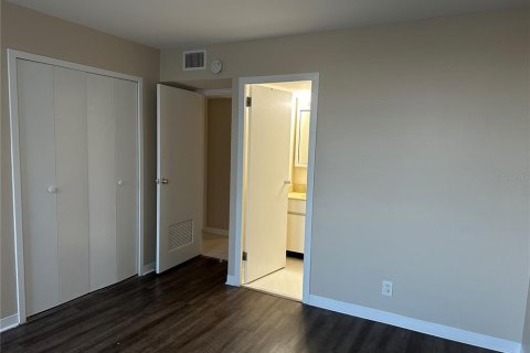 Copropriété à vendre à Treasure Island, Floride: 2 chambres, 97.55 m2 № 2093801 - photo 8
