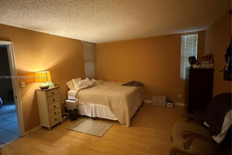 Condominio en venta en Plantation, Florida, 2 dormitorios, 77.48 m2 № 1941586 - foto 7