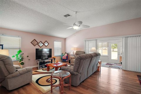 Casa en venta en The Villages, Florida, 3 dormitorios, 178.09 m2 № 1636694 - foto 11