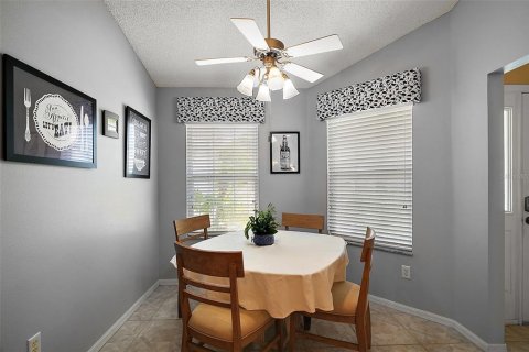 Casa en venta en The Villages, Florida, 3 dormitorios, 178.09 m2 № 1636694 - foto 7