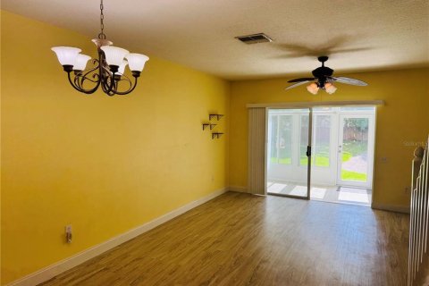 Townhouse in Wesley Chapel, Florida 2 bedrooms, 110 sq.m. № 1819036 - photo 7