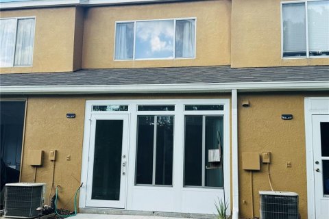 Townhouse in Wesley Chapel, Florida 2 bedrooms, 110 sq.m. № 1819036 - photo 27