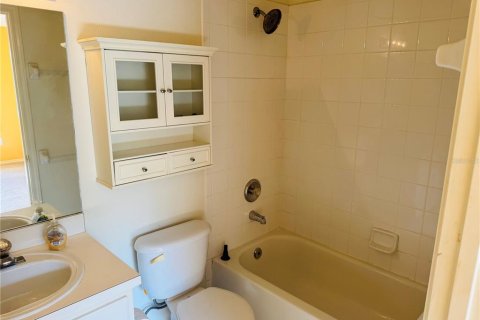 Townhouse in Wesley Chapel, Florida 2 bedrooms, 110 sq.m. № 1819036 - photo 20