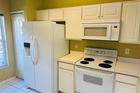 Townhouse in Wesley Chapel, Florida 2 bedrooms, 110 sq.m. № 1819036 - photo 5