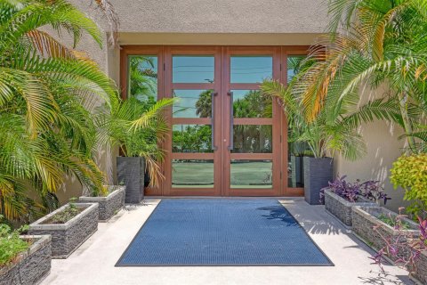 Propiedad comercial en venta en West Palm Beach, Florida № 2340921 - foto 8