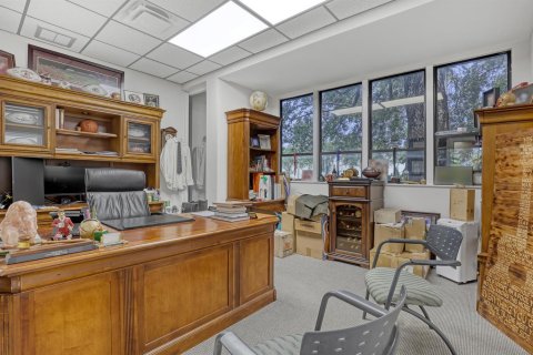 Propiedad comercial en venta en West Palm Beach, Florida № 2340921 - foto 18