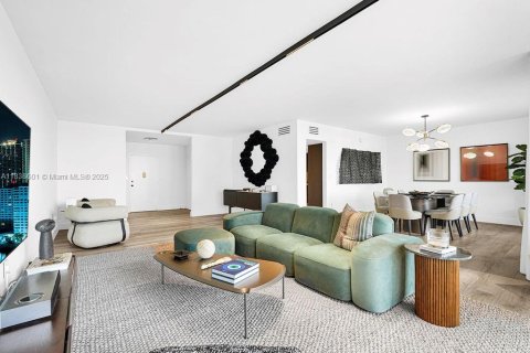 Condo in Bay Harbor Islands, Florida, 3 bedrooms  № 1825595 - photo 2