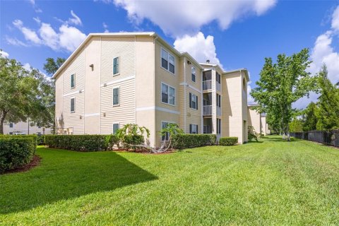 Condo in Tampa, Florida, 2 bedrooms  № 1785128 - photo 24