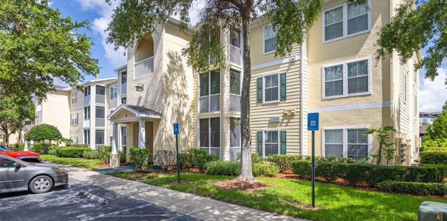 Condo in Tampa, Florida, 2 bedrooms  № 1785128