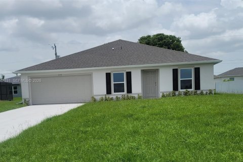 Casa en Cape Coral, Florida 4 dormitorios, 167.78 m2 № 2003120