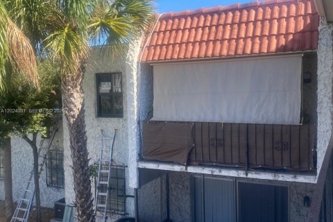 Condo in Palmetto Bay, Florida, 2 bedrooms  № 2257260 - photo 22