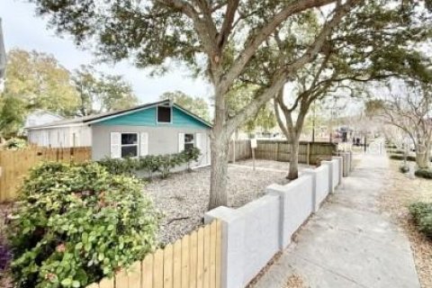Propiedad comercial en venta en Saint Petersburg, Florida, 214.05 m2 № 2421711 - foto 3
