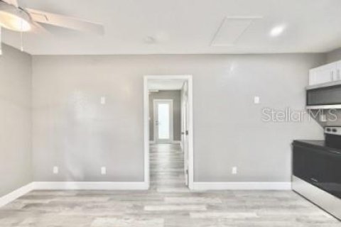 Propiedad comercial en venta en Saint Petersburg, Florida, 214.05 m2 № 2421711 - foto 7