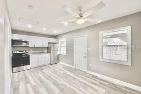 Propiedad comercial en venta en Saint Petersburg, Florida, 214.05 m2 № 2421711 - foto 5