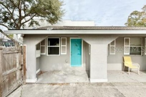 Propiedad comercial en Saint Petersburg, Florida 214.05 m2 № 2421711