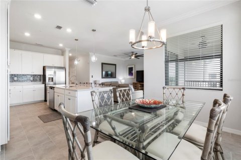 Condominio en alquiler en Lakewood Ranch, Florida, 2 dormitorios, 107.21 m2 № 231554 - foto 10