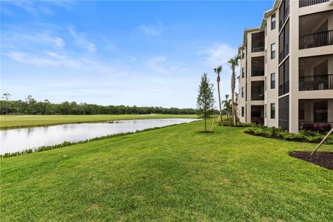 Condominio en alquiler en Lakewood Ranch, Florida, 2 dormitorios, 107.21 m2 № 231554 - foto 19