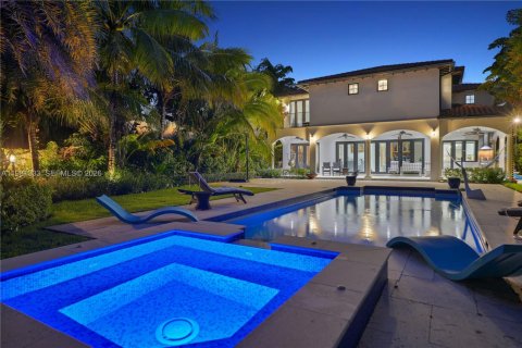 Villa ou maison à louer à Miami Beach, Floride: 5 chambres, 434.13 m2 № 2043182 - photo 13